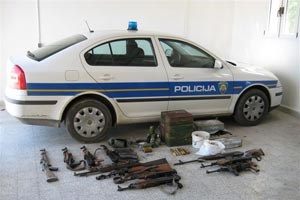 Slika PU_SiM//Vijesti/ORUZJE.jpg